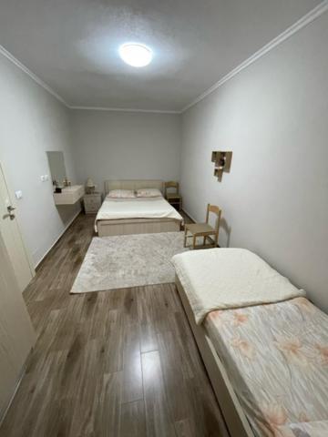 New Bazaar Arben's Apartmán *